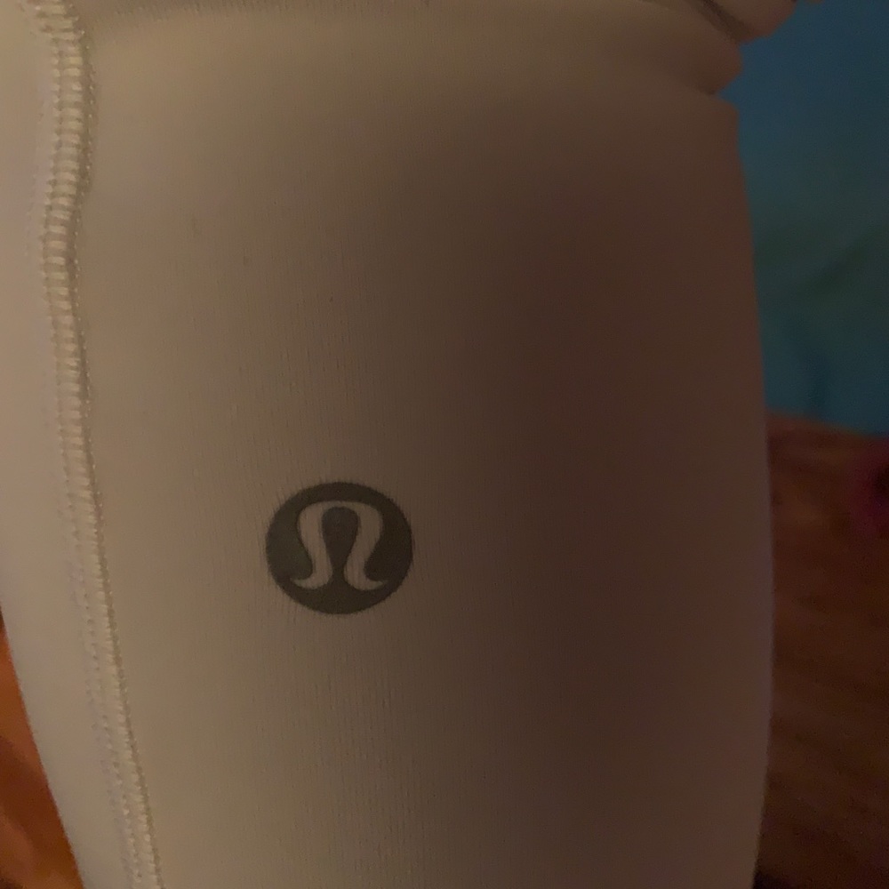 worn once white lulu leggings